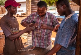 Africa;Benin;Kaleidos;Kaleidos-images;La-parole-à-limage;Man;Men;Moussa-Atta;Tarek-Charara