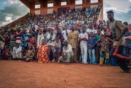 Africa;Afrique;Benin;Bénin;Football;Game;Kaleidos;Kaleidos-images;La-parole-à-limage;Match;Soccer;Spectateurs;Spectators;Tarek-ChararaAfrica;Benin;Football;Game;Kaleidos;Kaleidos-images;La-parole-à-limage;Match;Soccer;Spectators;Tarek-Charara