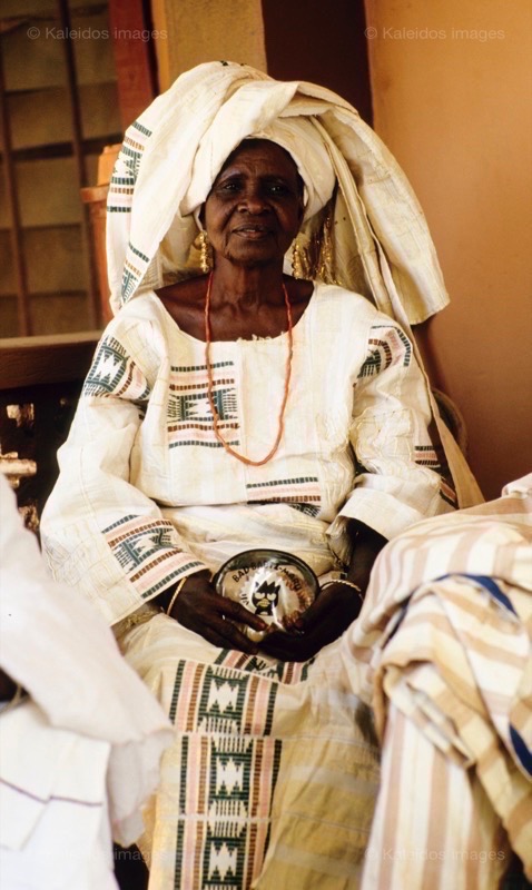 Africa;Baatonbou;Baatonou;Bariba;Benin;Kaleidos;Kaleidos images;La parole à l'image;Tarek Charara;Woman;Women