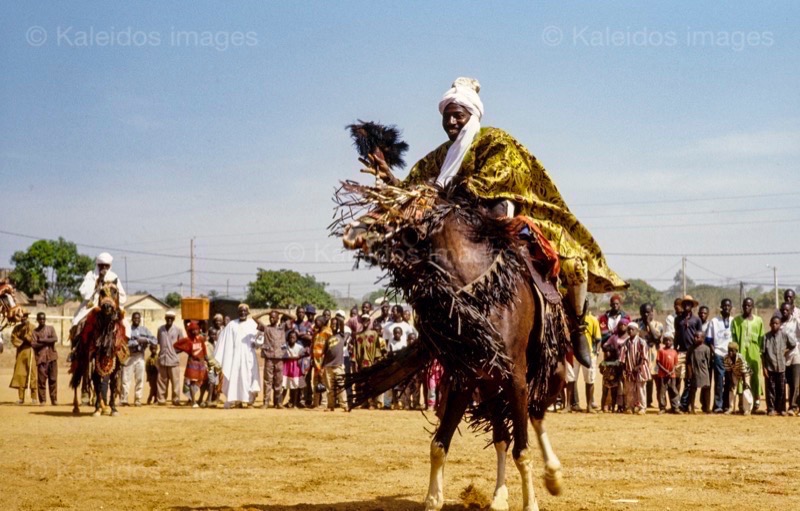Africa;Baatonbou;Baatonou;Bariba;Benin;Gaani;Hommes;Horseman;Horsemen;Horses;Kaleidos;Kaleidos images;La parole à l'image;Moussa Atta;Riders;Tarek Charara;Dongola