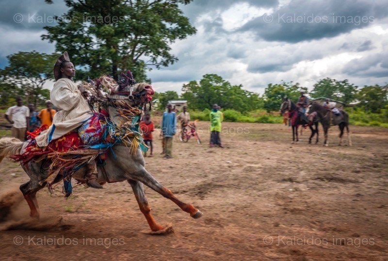 Africa;Benin;Horseman;Horsemen;Horses;Kaleidos;Kaleidos images;La parole à l'image;Riders;Souleiman Gnora;Tarek Charara